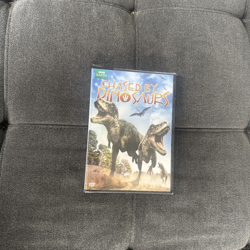 Chased by Dinosaurs (DVD, 2014) BBC Earth Brand New