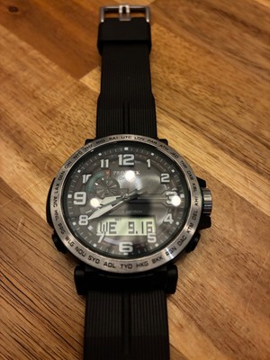 CASIO PRG601  WATCH PROTREK MEN'S WRIST WATCH SOLAR TRIPLE SENSOR.
