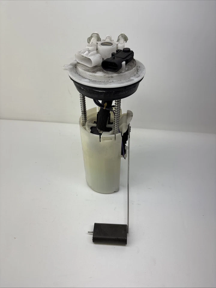 1999-2002 Chevy Suburban GMC Yukon 5.3L Fuel Pump Assembly Foto 2 de 4