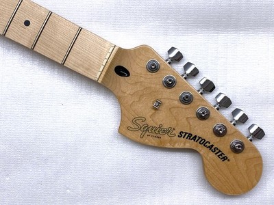 Squier DH Stratocaster ボディ＆Fender ネック Fender Squier Strat 70's Style LARGE HEADSTOCK Neck Maple
