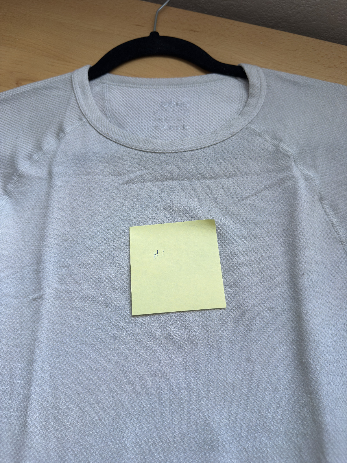 VELOCIO Men’s Merino Mesh Long Sleeve (LS) Base Layer. Medium. Light Grey. Used.