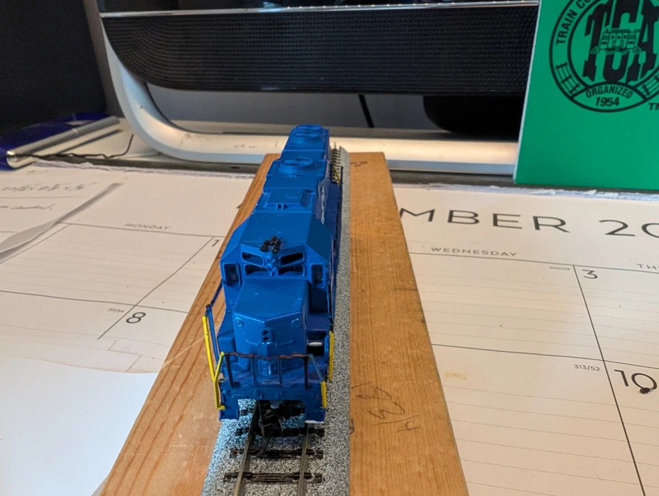 Life Like N Scale Conrail GP38 Dummy Unit - Image 2 of 4