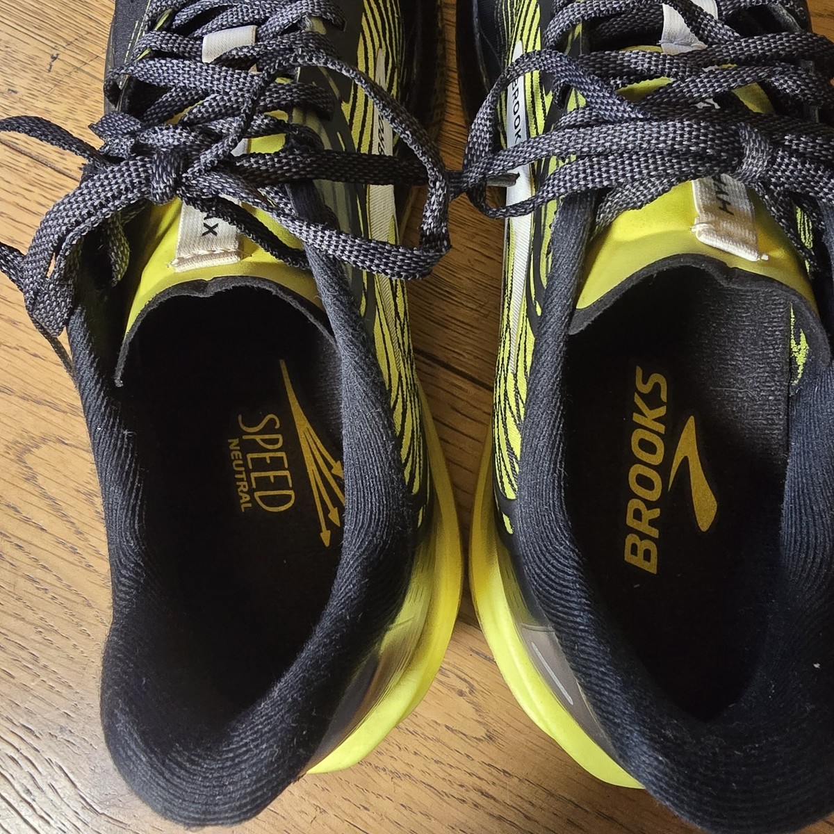 Brooks Hyperion Max Shoes Mens Size 8 Yellow Black Running Sneakers 1103901D078 Men main image 2