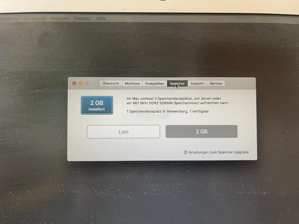 Apple MacBook Pro 17Zoll 2,4 GHz silber für Bastler - Bild 2 von 4