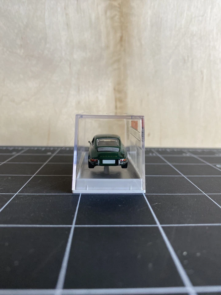 Brekina 16202 Porsche 911 T cupé - verde - 1:87/HO Foto 3 de 4