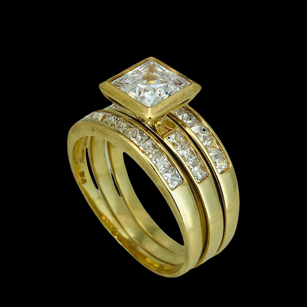 Cubic zirconia engagement rings yellow gold deals