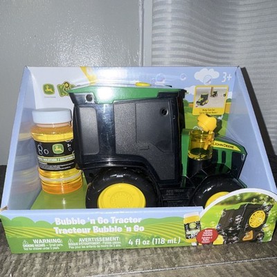 John Deere Bubble 'n Go Tractor Bubble Toy w/ Solution 4 fl oz, Ages 3-4