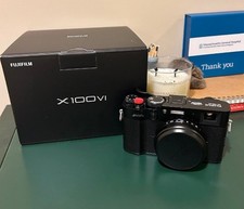 Fujifilm X100 X Series 12MP f/2 Compact Digital Camera /Black + Cap