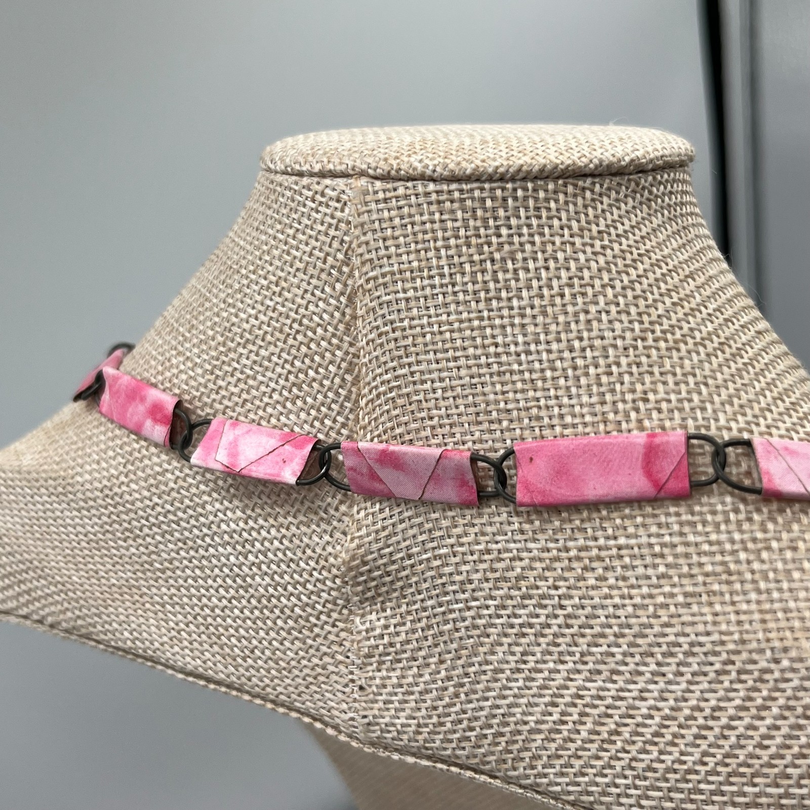 Vintage Pink Marbleized Rectangular Link Lariat N… - image 6