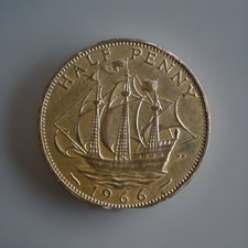Great Britain Queen Elizabeth II 1966 Half Penny Copper Coin