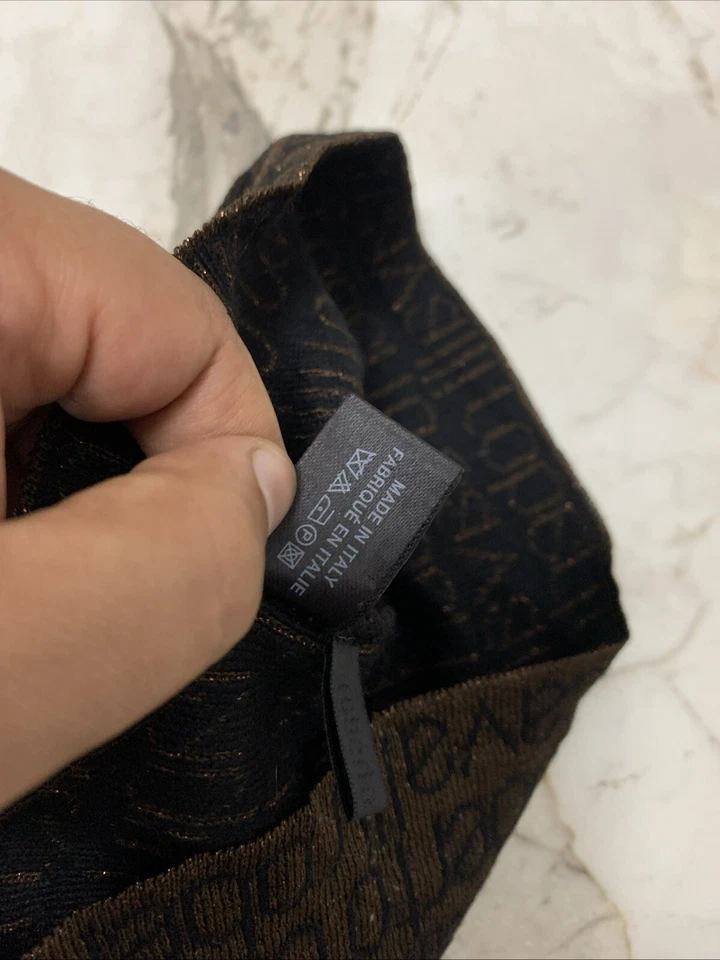 Gorro Roberto Cavalli Monograma Marrón Dorado Pequeño Foto 4 de 4