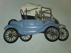 Vintage 1977 Ford Wall Art Plastic Sign Plaque Old Fashion Car 19 X 12 Ebay