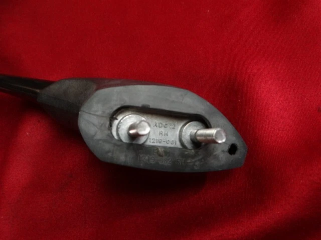 Espejo retrovisor derecho, NOS 2004-06 Yamaha FZ600 FZ6, 5VX-26290-00 Foto 4 de 4