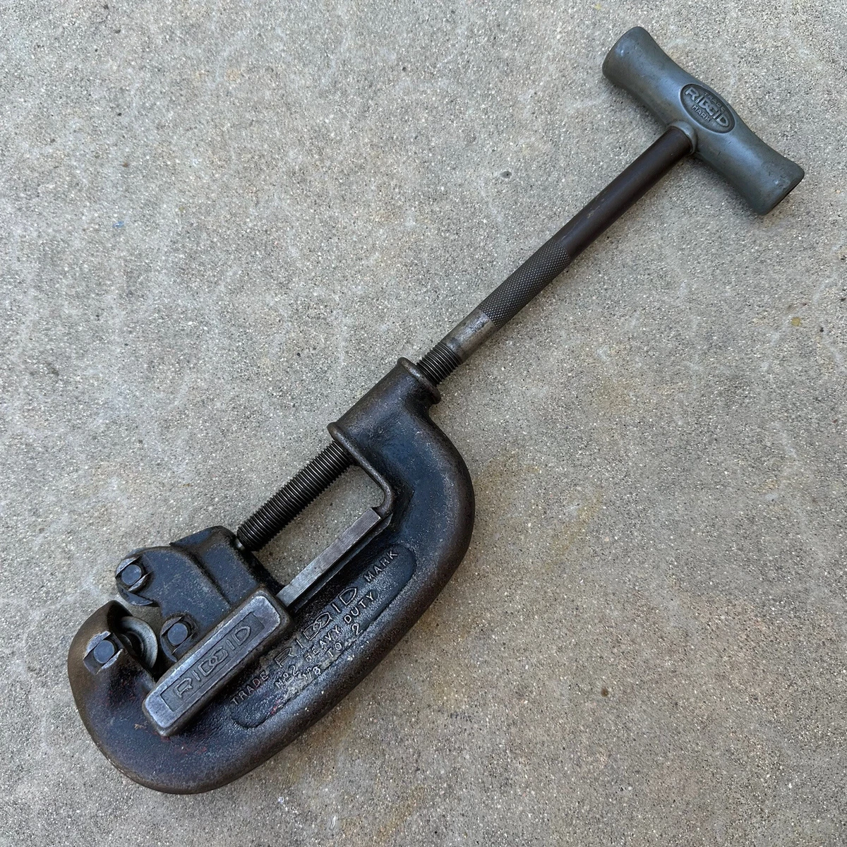 Best metal pipe cutter deals