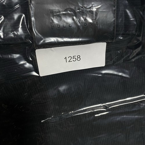 Jeans uomo Hugo Boss 32W x 32 nero Arkansas pantaloni jeans velluto a coste - Foto 14 di 14