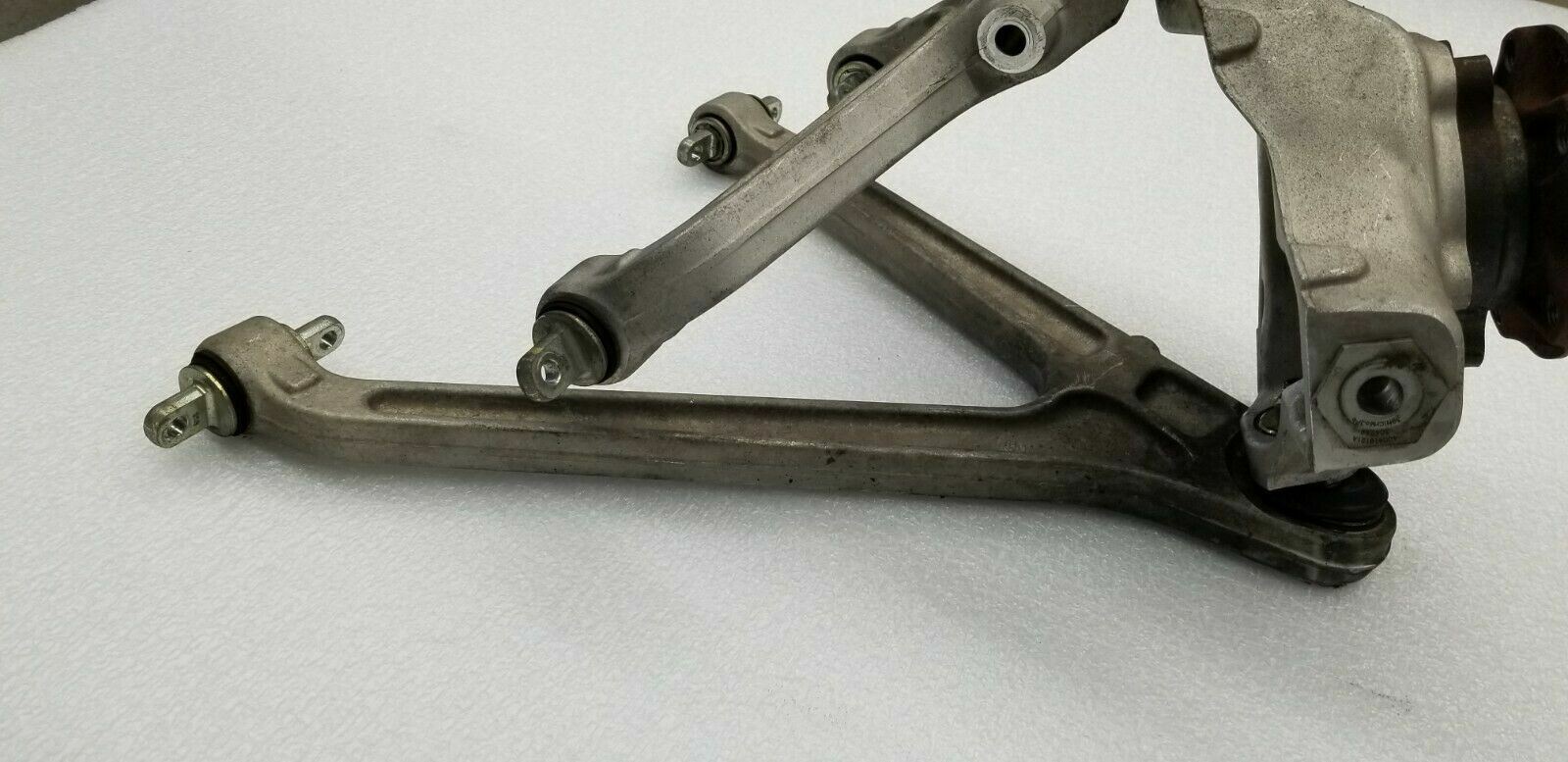 LAMBORGHINI GALLARDO FRONT LEFT SUSPENSION HUB WITH UPPER LOWER CONTROL ARM OEM