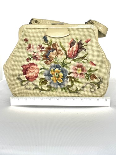 Vintage 50's Needlepoint Floral Purse Handbag Pockets Coin Purse Beige - Picture 9 of 15