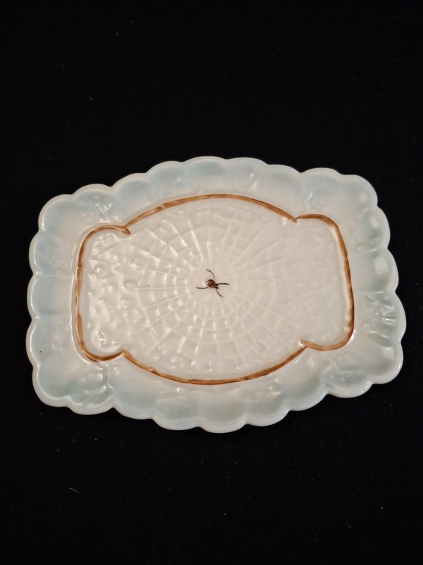 HTF Belleek Thorn Pin Tray (Blue) Spider In Web 4 7/8"L  7th Mark Ireland 