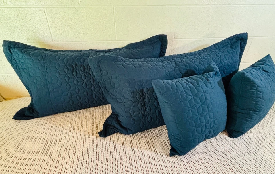 Blythease Poliéster Terciopelo King Shams & Almohadas Azul Teal Diamante 4 piezas Foto 3 de 4