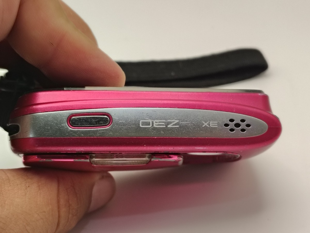 Fujifilm FinePix Z30 10.0MP Digital Camera Pink Tested & Working