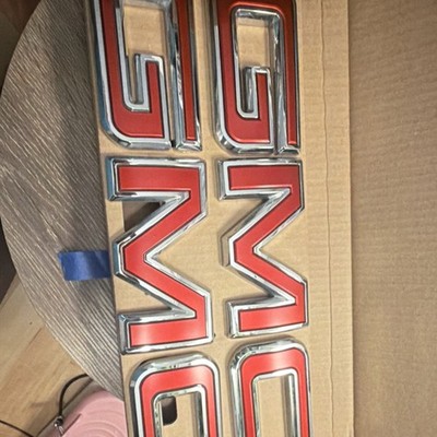 CHEVROLET Red Black Nameplate Emblem Badge Plastic Automotive GM OEM