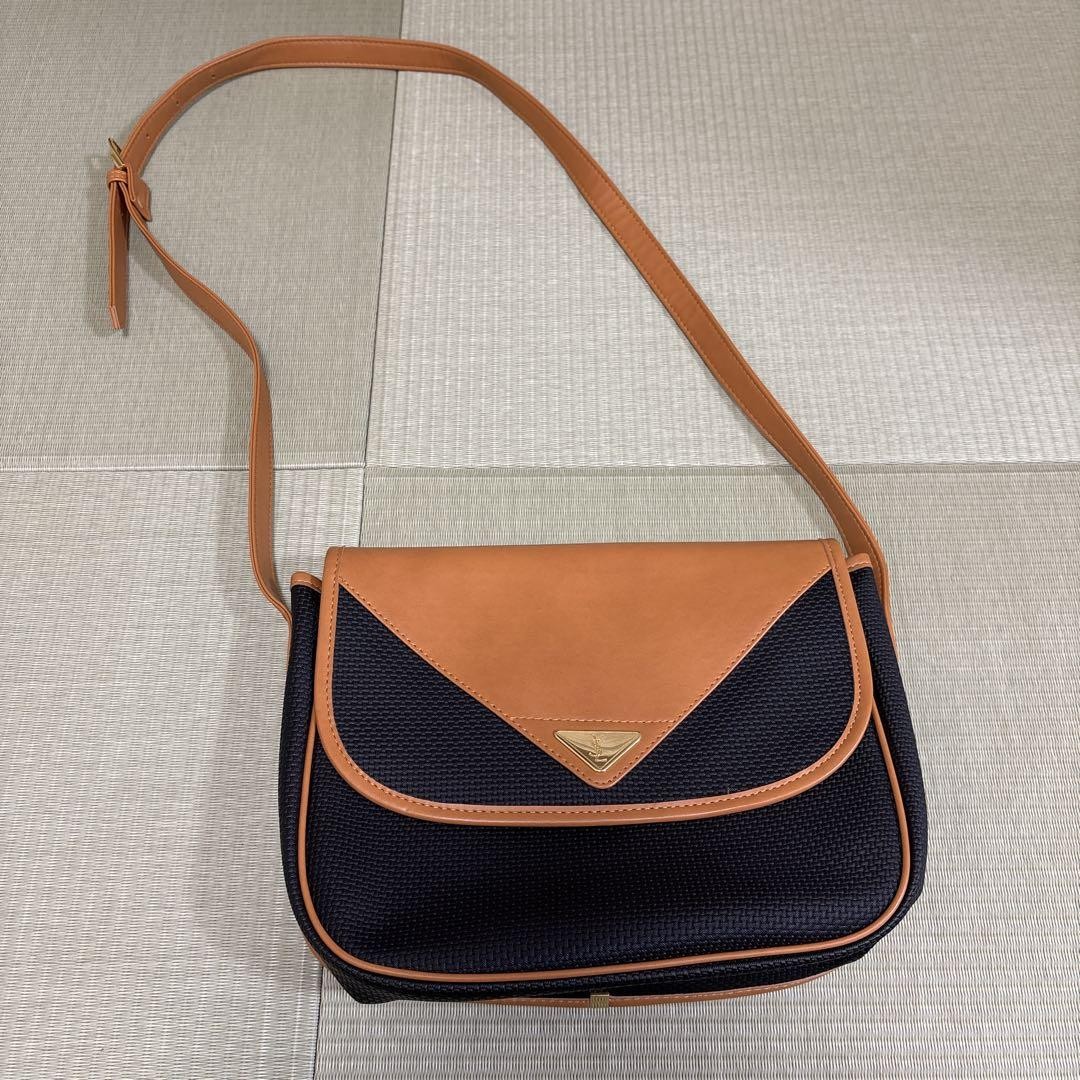 Borsa a tracolla vintage Yves Saint Laurent YSL pelle PVC diagonale usata