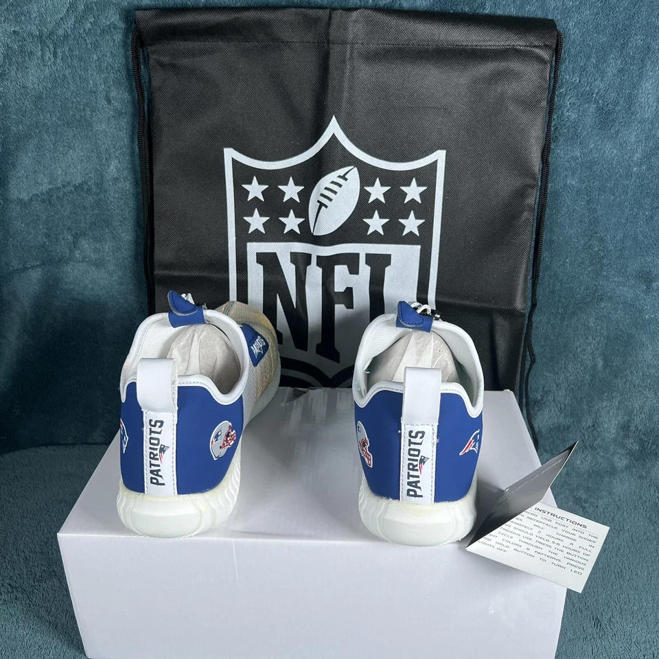 Fanatics New England Patriots LED Light Up Shoes Size 8 With NFL Bag - Image 3 of 4