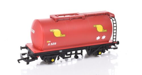 R1126TTA Hornby OO TTA Tank Wagon 'Tank Rentals' A329, Split from set(Pre-Owned) - Picture 1 of 1