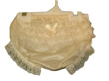 0- 9 Months Ivory Ruffle Lace Rear Easter Pageant Diaper Cover Panty Bloomer NWT