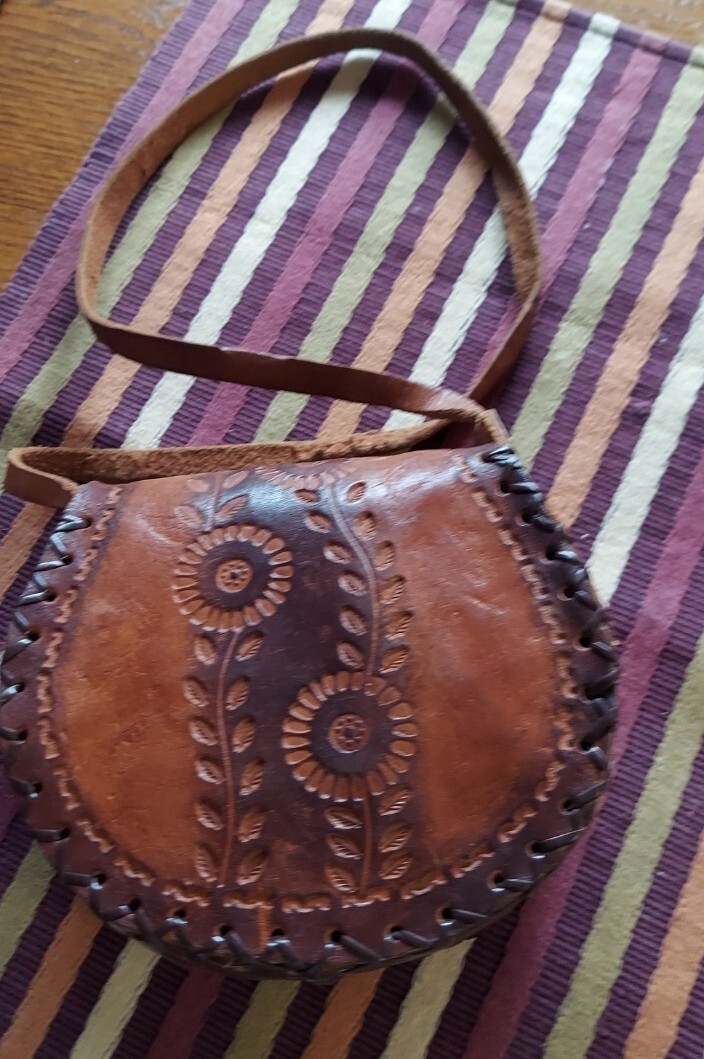 Picture 2 of 5