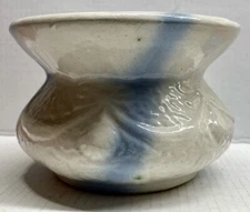 Antique Blue/White Salt Glazed Stoneware Spittoon Collectable Crock Bow Pattern