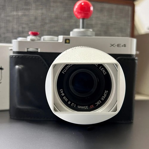 Metal Square Lens Hood for Fujifilm XF 35mm F2.0 R WR, XF 23mm F2.0 R WR - Picture 5 of 7