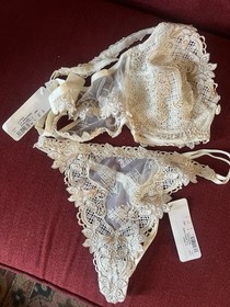 VINTAGE Lise Charmel JARDIN CORAIL 38 100 85 C Bra and L 14 4 STRING Panty IVORY