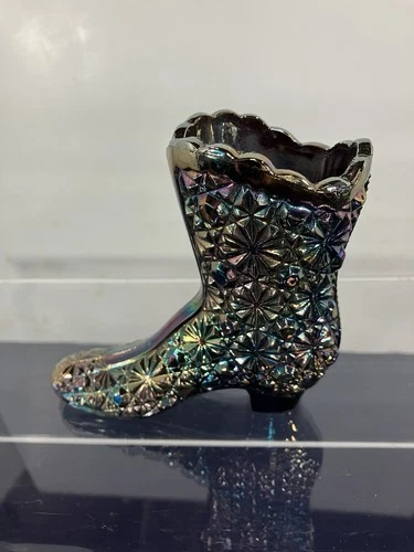 Fenton Amethyst Daisy and Button Carnival Glass Iridescent Boot