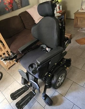 Electric Wheelchair Quantum Edge 2.0 Powerchair - Gently Used