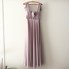 Lulu's "Falling for You" Dres Gown size M