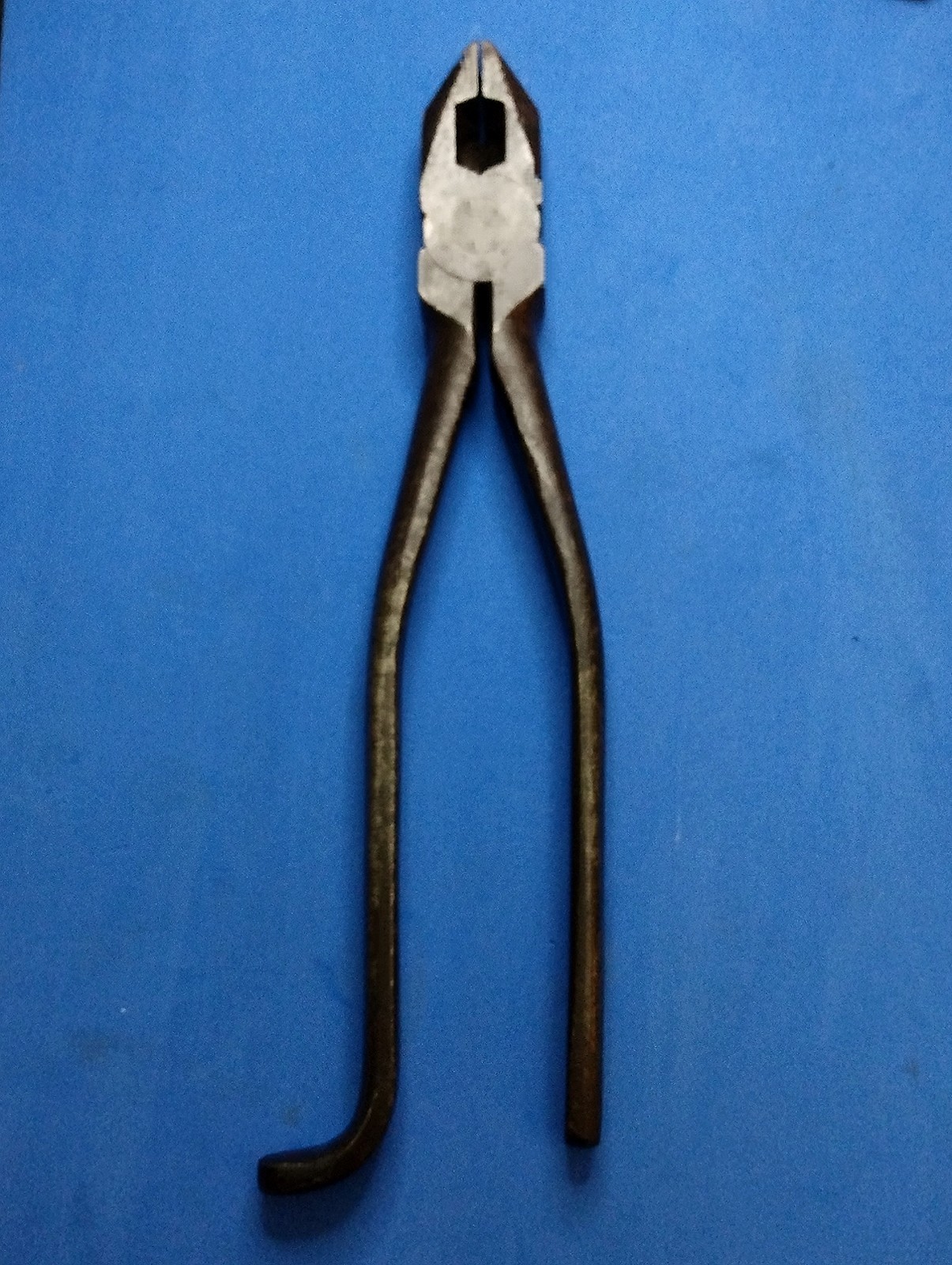 Vintage Channellock 9-Inch Linesman Pliers for Electrical Work