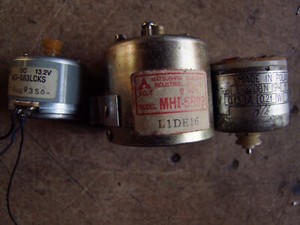 MOTOR für Plattenspieler,Kassettenrecorder  Kleinmotor Modellbau