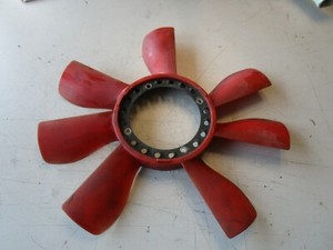 Ford Taunus Capri Granada Lüfterflügel Kühlerlüfter Gebläse Kühler 79BB8600AA