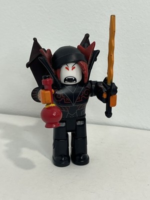 ROBL0X HUNTED VAMPIRE Series 2 Figure COMPLETE with Sword Wings Blood (NO CODE)