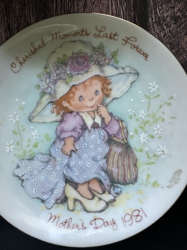 1981 Cherished Moments Mothers Day Collectors 5" Plate by Avon - Picture 2 of 4
