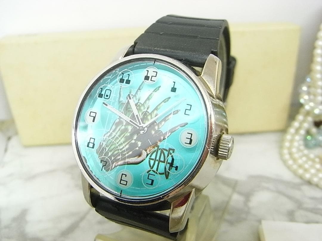 Vintage Jean Paul Gaultier (JPG) quartz watch Fashion Accessories