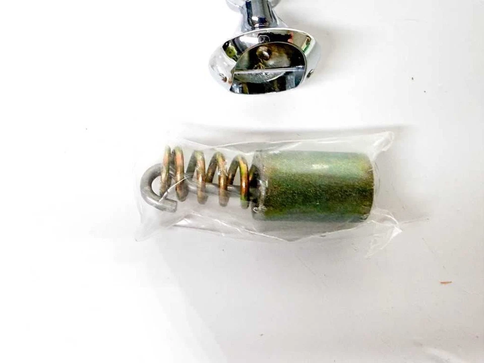 Insignia logotipo emblema estrella capó Mercedes 1085860388 se adapta a W108 W109 W111 NUEVO GENUINO Foto 4 de 4