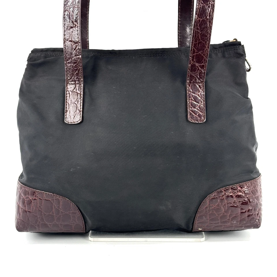 Auténtico bolso de hombro negro con logotipo triángulo PRADA Tessuto de nailon de Japón Foto 2 de 4