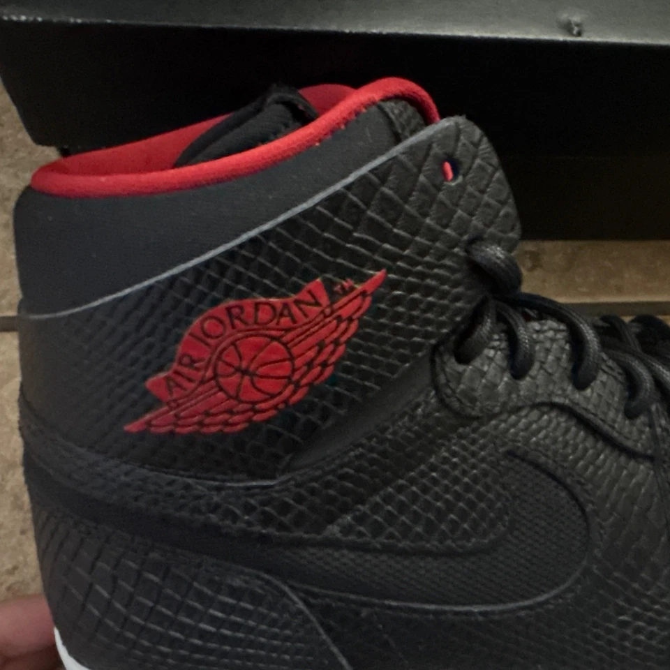 Air Jordan 1 Retro Alto Nuevo Piel de Serpiente 100% Auténtico 8M Foto 4 de 4