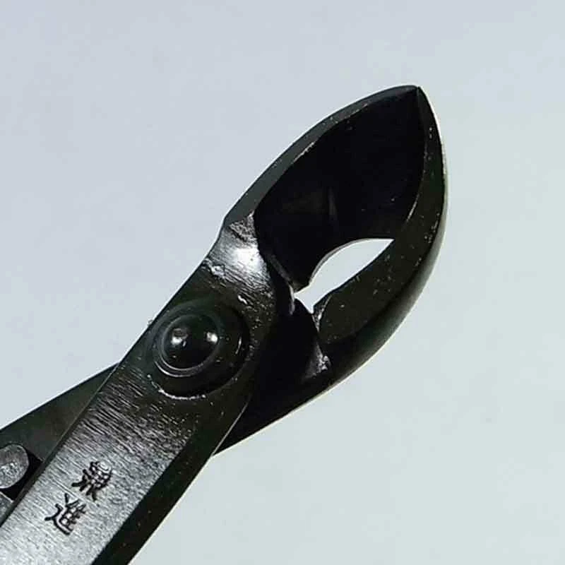 Kaneshin No.4 Herramienta Bonsai Artesanal Cortador de Ramas Cóncavo Grande Hecho en Japón Foto 2 de 4