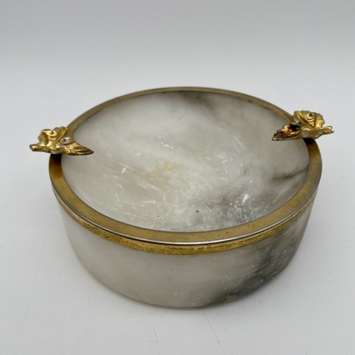 Cenicero redondo vintage de mármol y borde de latón hojas de uva Hollywood Regency - Imagen 4 de 13