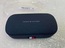 TOMMY HILFIGER SUNGLASSES EYGLASS CASE & CLOTH
