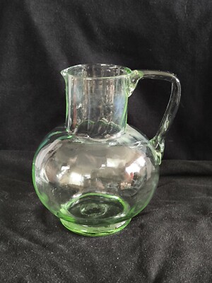 Schöner alter Glaskrug Schenkkrug Grünlich Wasserkrug Vase Krug Vintage 19. Jh. 