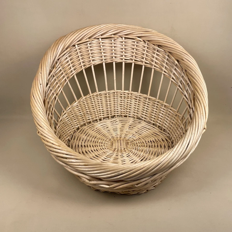 Винтажная плетеная корзина для маленькой собаки/кошки овальный питомец коттедж деревенский щенок - Изображение 3 из 4